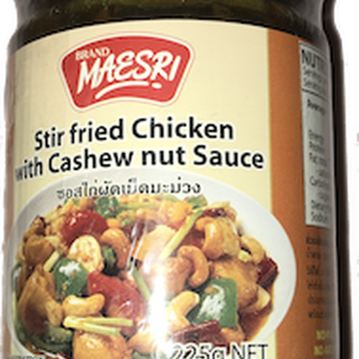 MAESRI STIR FRIED CHICKEN WITH CASHEW NUT SAUCE 225G